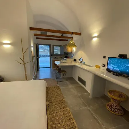 Anemi Vine Villa Foinikia (Santorini)