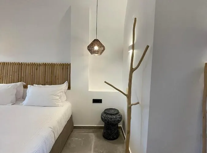 Villa Anemi Vine Foinikia (Santorini)