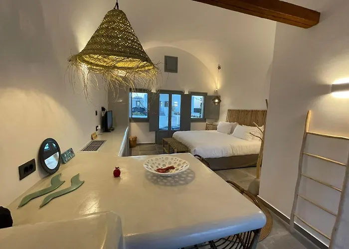 Anemi Vine Villa Foinikia (Santorini)